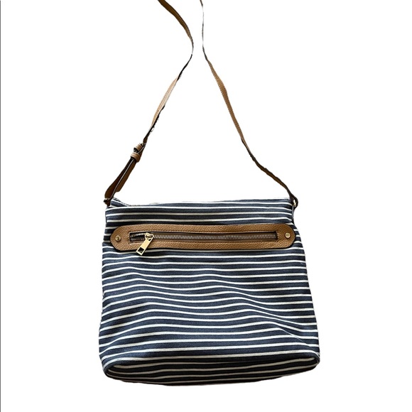 A New Day
Navy/White Striped Canvas Messenger Crossbody Shoulder Bag - Picture 2 of 3